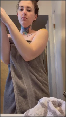 unhingedwifey porn fart Onlyfans video 080424 50 ( 31.9 MB )
