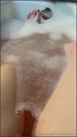 unhingedwifey porn fart Onlyfans video 080424 41 ( 44.0 MB )