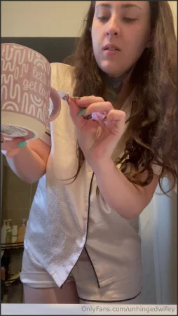 unhingedwifey porn fart Onlyfans video 080424 58 ( 23.6 MB )