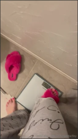 unhingedwifey porn fart Onlyfans video 080424 69 ( 20.0 MB )
