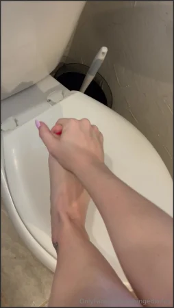 unhingedwifey porn fart Onlyfans video 080424 45 ( 35.4 MB )