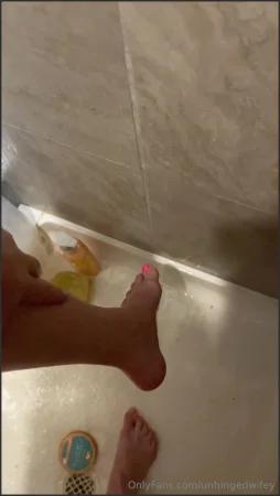 unhingedwifey porn fart Onlyfans video 080424 18 ( 170.0 MB )