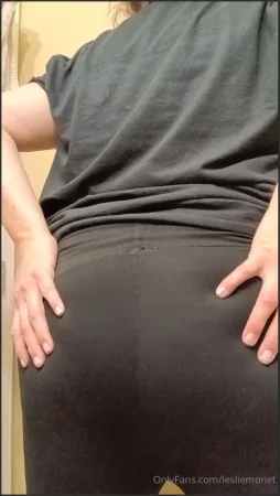lesliemonet porn fart Onlyfans video 010424 1 ( 74.0 MB )
