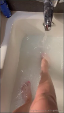 unhingedwifey porn fart Onlyfans video 080424 30 ( 77.5 MB )