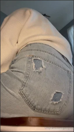 gassylily porn fart Onlyfans video 110824 3 ( 225.7 MB )