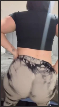 lulabybbvip fart porn Onlyfans video 160824 48 ( 22.7 MB )