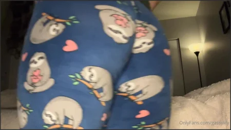 gassylily porn fart Onlyfans video 110824 17 ( 49.2 MB )