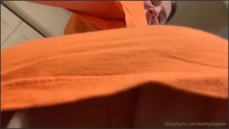 bettyblaster fart porn video 200924 14 ( 7.7 MB )