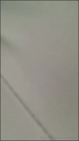 bettyblaster fart porn video 200924 12 ( 8.5 MB )