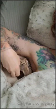gassy fart porn Onlyfans video 041024 231 ( 9.2 MB )