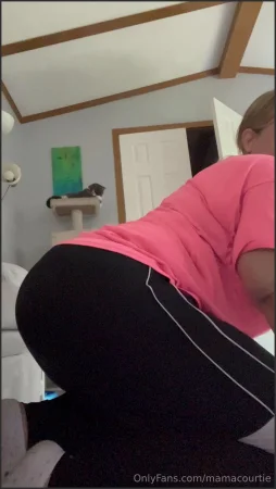 mamacourtie fart porn video 1233724918 3453664119 ( 12.2 MB )