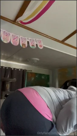 mamacourtie fart porn video 1301285776 3505396830 ( 16.7 MB )