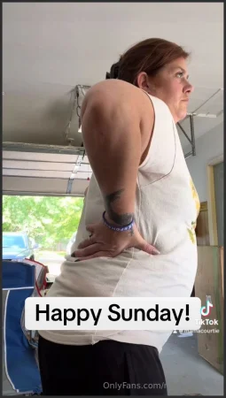 mamacourtie fart porn video 1286830955 3494545851 ( 11.5 MB )