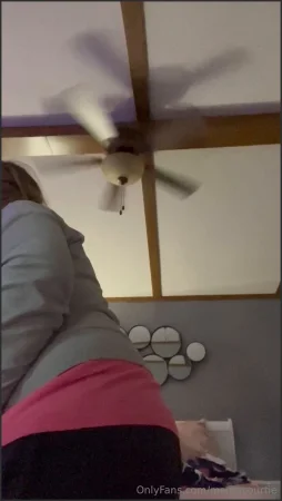mamacourtie fart porn video 1311651846 3513373545 ( 7.9 MB )