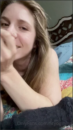fityoginina casual good morning i want to film you guys a vid later t 2254792147 ( 59.1 MB )