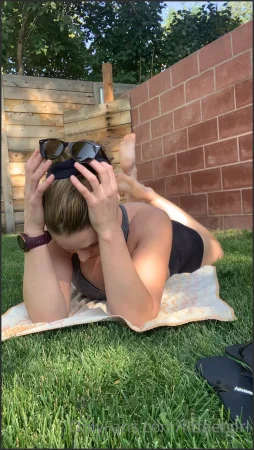 fityoginina whos read this book hold me tight by sue johnson its phen i 937584472 ( 204.0 MB )
