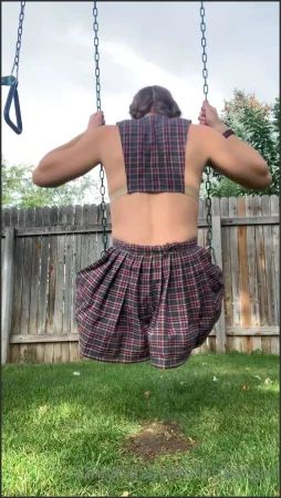 fityoginina who use to try and peek up girls skirts on the playground m 964120382 ( 19.0 MB )