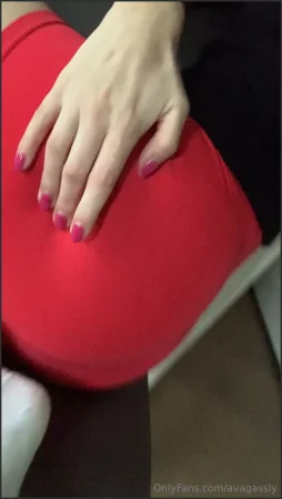 avagassly stinky and ready to press out some nasty farts just for you 3467497466 ( 18.4 MB )