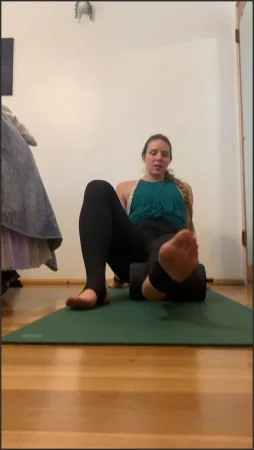 fityoginina did a 6 am crossfit workout today 20 minute amrap as many o 142470997 ( 208.1 MB )