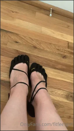 fityoginina houston we have a problem my beloved vibram five finger s l 516912427 ( 37.3 MB )