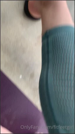 fityoginina i hope this silly clip makes you chuckle my feet were sca 1054999040 ( 30.6 MB )