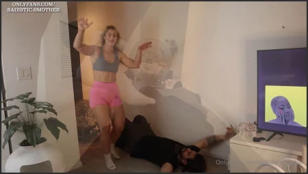 sadistic smother goddess sarah fitness model first time trampling hd 1 3498361947 ( 464.2 MB )