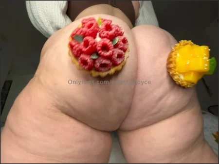 celestialjoyce happy thanksgiving come dig into this dessert table ne 3583293882 ( 13.9 MB )