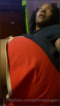 princesssugarc sending this stubborn gas video to your dm 2785289476 ( 5.7 MB )