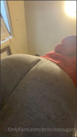 princesssugarc gift me chocolate and get me gassy 2728980501 ( 4.8 MB )