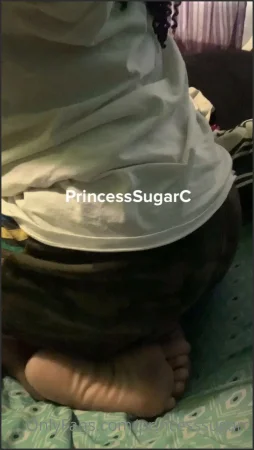 princesssugarc farting on my feet 2162371956 ( 9.0 MB )