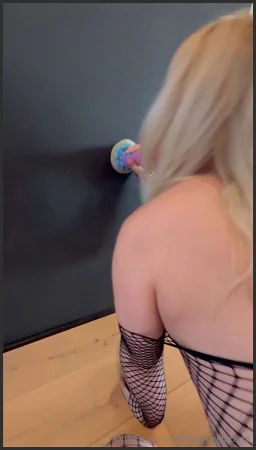 missyozillafartz should mommy crawl suck and fart 3702336690 ( 46.9 MB )