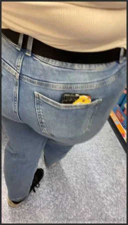 sweetfeetsasha1 what do you guys think of my new jeans did i wear the 3850005996 ( 42.7 MB )