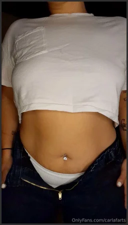 carlafarts helping my belly 3598049876 ( 110.8 MB )