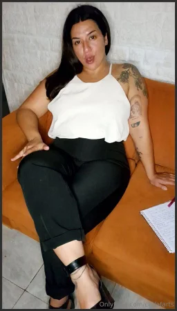 carlafarts today you have a session with your therapist you decide t 3581843189 ( 284.9 MB )