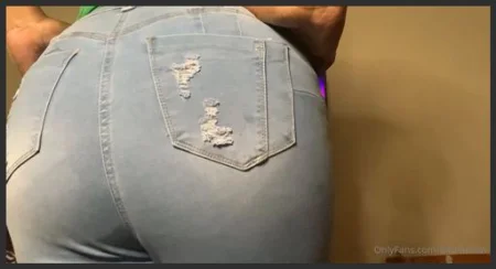 d4ddiesfav finally got a light colored pair of jeans had to break the 2131975791 ( 115.7 MB )
