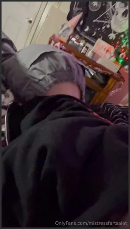 mistresspleasure fart porno Onlyfans leaked video 7 ( 5.2 MB )