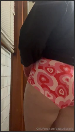 gassydisciple smoking and ripping ass 3669777563 ( 178.2 MB )