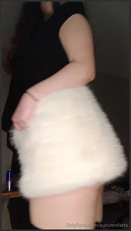 autumnfarts farts in my poofy skirt i actually hate its too poofy i m 3622352353 ( 52.8 MB )
