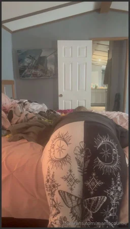 mamacourtie fart porno Onlyfans leaked video 29 ( 9.1 MB )