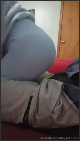 gassybbymia farting all over his lap 3561702979 ( 131.8 MB )