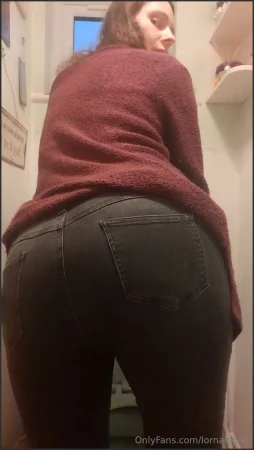 lornaloo91 the jeans bring the bass 3672774972 ( 5.4 MB )