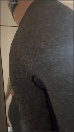 edenxoxoxox come sniff my after workout poot 3669934098 ( 10.2 MB )